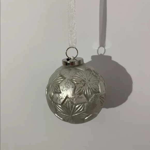 Martha Stewart Christmas Ornaments Illuminated Set 4 Bedford Collection Silver - Picture 9 of 9